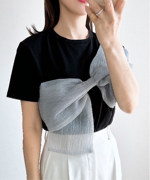 &. NOSTALGIA（アンドドットノスタルジア）の「【ZOZO限定】リボンドッキングＴシャツ（Tシャツ/カットソー・レディース・ブラック×グレー/ホワイト×ブラック/ホワイト×グレー/ブラック×ブラック・M）」の3枚目の写真