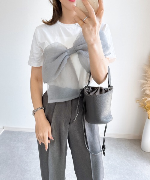 &. NOSTALGIA（アンドドットノスタルジア）の「【ZOZO限定】リボンドッキングＴシャツ（Tシャツ/カットソー・レディース・ブラック×グレー/ホワイト×ブラック/ホワイト×グレー/ブラック×ブラック・M）」の10枚目の写真