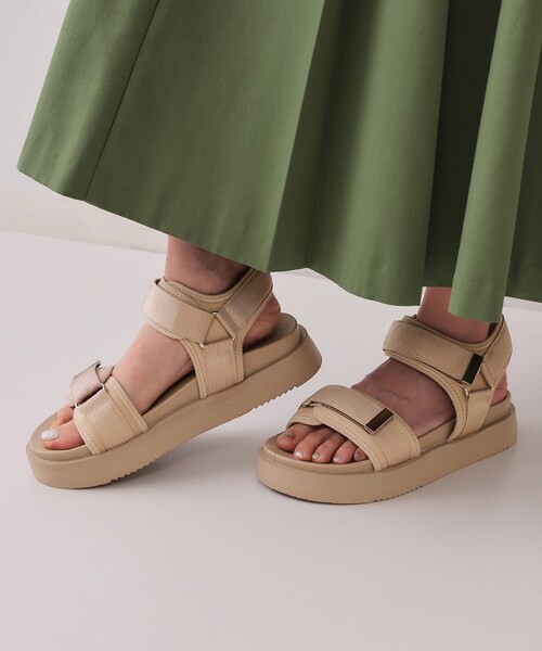 OPAQUE.CLIP（オペークドットクリップ）の「厚底スポーティーサンダル（サンダル・レディース・ベージュ/ブラック・03/02）」の3枚目の写真