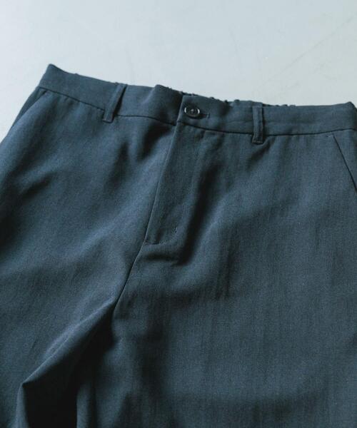 ITEMS URBANRESEARCH(アイテムズ アーバンリサーチ)の「『イージーケア/速乾/UVカット』『セットアップ対応』クイックドライリネンタッチイージーパンツ(その他パンツ・メンズ・ブラウン/グリーン/ブラック/チャコールグレー・MEDIUM/LARGE)」の12枚目の写真