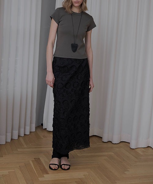 WILLFULLY（ウィルフリー）の「organdy embroidery scallop hem pencil SK（スカート・レディース・ホワイト系その他/ブラック・S/M）」の12枚目の写真