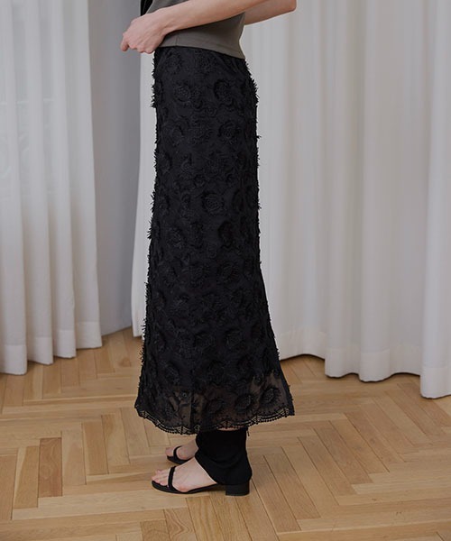 WILLFULLY（ウィルフリー）の「organdy embroidery scallop hem pencil SK（スカート・レディース・ホワイト系その他/ブラック・S/M）」の14枚目の写真