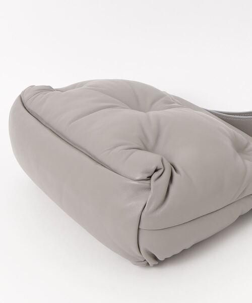 Maison Margiela ショルダーバッグ グレーx白 2007425Y0128 セール/ブランド古着】ショルダーバッグ(ショルダーバッグ