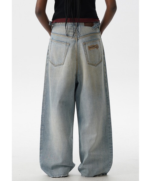 ルーズフィット ステッカープリント サイドベルト付き デニムパンツ