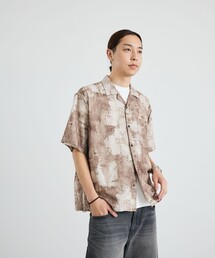City Ambient Products: オープンカラー ウォール プリント シャツ