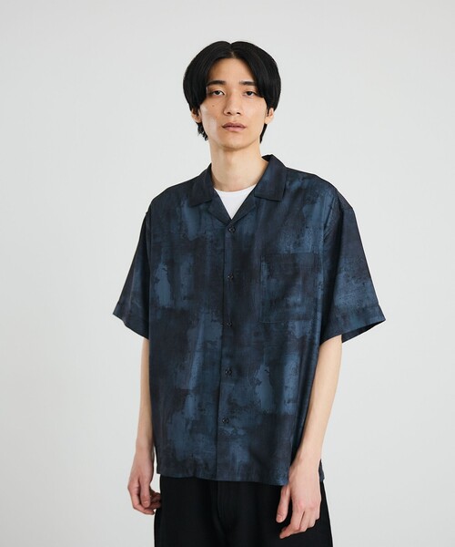 City Ambient Products(シティアンビエントプロダクツ)の「City Ambient Products: オープンカラー ウォール プリント シャツ(シャツ/ブラウス・メンズ・ブラック/ライトカーキ/グレー系・SMALL/MEDIUM/LARGE)」の16枚目の写真