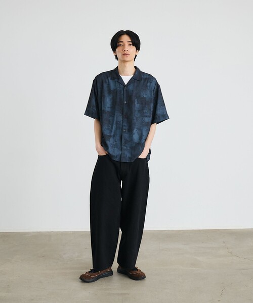 City Ambient Products(シティアンビエントプロダクツ)の「City Ambient Products: オープンカラー ウォール プリント シャツ(シャツ/ブラウス・メンズ・ブラック/ライトカーキ/グレー系・SMALL/MEDIUM/LARGE)」の17枚目の写真