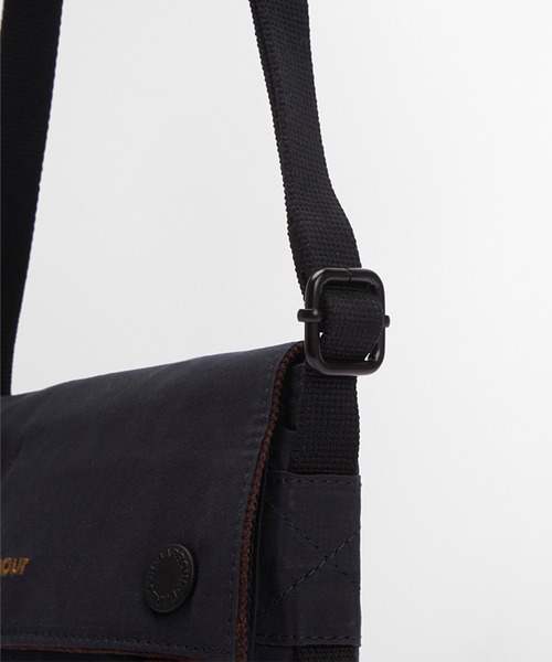 Barbour(バブアー)の「【Barbour】barbour transport crossbody bag(ボディバッグ/ウエストポーチ・メンズ・グリーン/カーキ/ブラック/ネイビー/グリーン系1・FREE)」の14枚目の写真