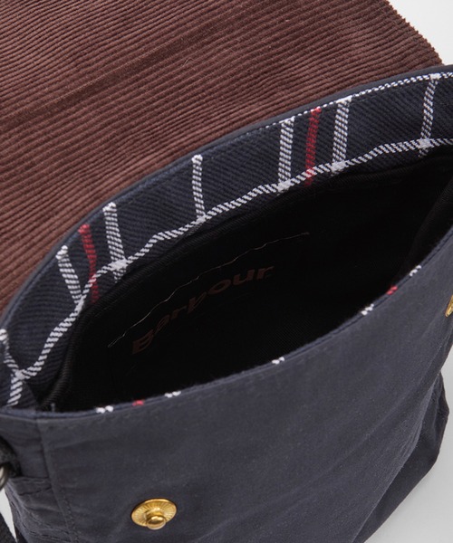 Barbour(バブアー)の「【Barbour】barbour transport crossbody bag(ボディバッグ/ウエストポーチ・メンズ・グリーン/カーキ/ブラック/ネイビー/グリーン系1・FREE)」の15枚目の写真