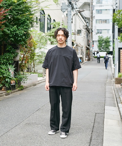 WHITE MOUNTAINEERING（ホワイトマウンテニアリング）の「【White Mountaineering/ホワイトマウンテニアリング】別注 BLK YORK SLEEVE T-SHIRT / ウォッシャブル / 透湿素材（Tシャツ/カットソー・メンズ・ブラック・000/1/2）」の12枚目の写真