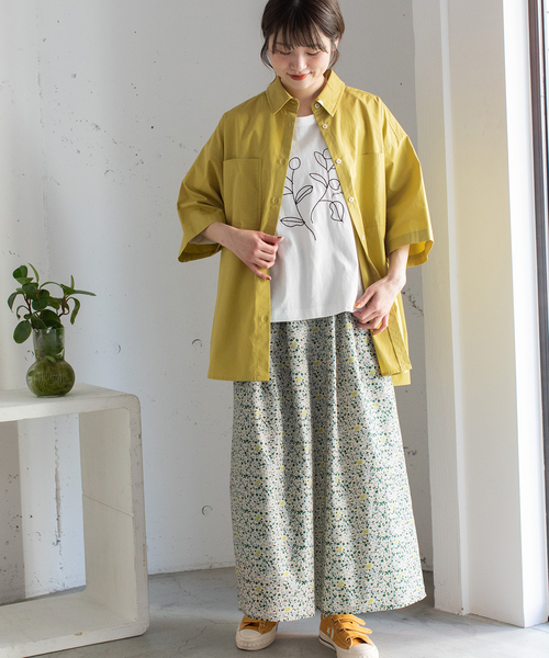 POU DOU DOU(プードゥドゥ)の「バック刺繍オーバーサイズシャツ(シャツ/ブラウス・レディース・オフホワイト/ブルー/イエロー・M)」の16枚目の写真
