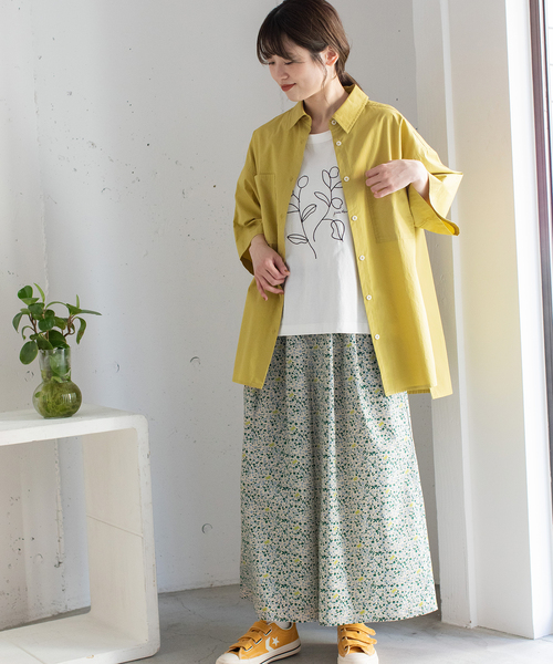 POU DOU DOU(プードゥドゥ)の「バック刺繍オーバーサイズシャツ(シャツ/ブラウス・レディース・オフホワイト/ブルー/イエロー・M)」の17枚目の写真