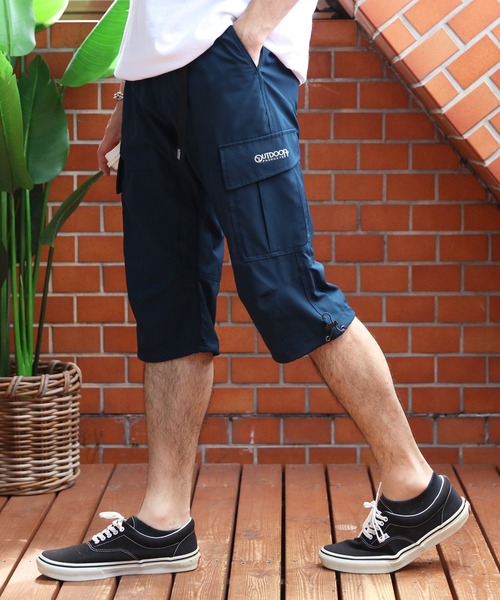 OUTDOOR PRODUCTS(アウトドアプロダクツ)の「OUTDOOR PRODUCTS ストレッチ7分丈カーゴパンツ(カーゴパンツ・メンズ・カーキ/ネイビー/ブラック/グレイッシュベージュ・X-LARGE/MEDIUM/LARGE)」の1枚目の写真