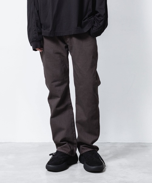 VEIN (ヴェイン)の「13OZ デニム ブーツカット トラウザーズ / 13OZ DENIM BOOT CUT TROUSERS(デニムパンツ・メンズ・ライトインディゴブルー/ダークブラウン/ブラック・1/2/3)」の1枚目の写真