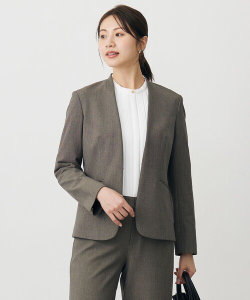 J.PRESS(ジェイプレス)の「【洗える】T/Rアルガンシルク ノーカラー ジャケット(ノーカラージャケット・レディース・ネイビー系/ブラウン系/ライトグレー系・T13/T15)」の2枚目の写真