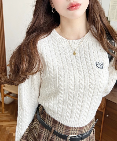 moment+(モーメントプラス)の「刺繍入りケーブルショート丈ニットプルオーバー〈手洗い可能〉(ニット/セーター・レディース・ブラック/アイボリー/ネイビー/グレー/ボルドー・M/L)」の20枚目の写真