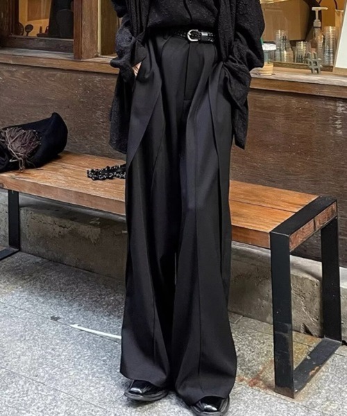 NOWLE（ノウル）の「【NOWLE】センターライン ダブルプリーツ ドレープ フレア スラックス（スラックス・メンズ・アッシュブラウン/ブラック・LARGE/MEDIUM/SMALL）」の17枚目の写真