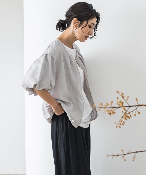 la.f…（ラエフ）の「【WEB限定】バルーンスリーブブラウス≪手洗い可能≫（シャツ/ブラウス・レディース・チャコールグレー/ライトグレー・9号/11号）」の19枚目の写真