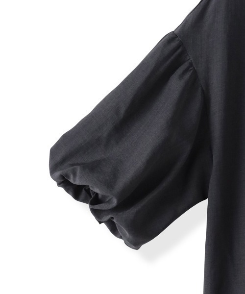 la.f…（ラエフ）の「【WEB限定】バルーンスリーブブラウス≪手洗い可能≫（シャツ/ブラウス・レディース・チャコールグレー/ライトグレー・9号/11号）」の8枚目の写真