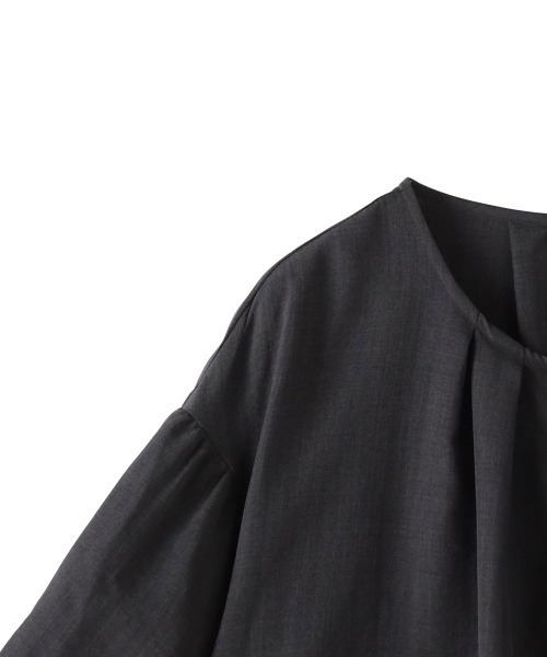 la.f…（ラエフ）の「【WEB限定】バルーンスリーブブラウス≪手洗い可能≫（シャツ/ブラウス・レディース・チャコールグレー/ライトグレー・9号/11号）」の6枚目の写真