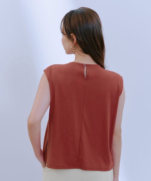 COHINA（コヒナ）の「【Function】アシメドレープノースリカットトップス 【低身長・小柄女性】（Tシャツ/カットソー・レディース・ホワイト/レッド/グリーン・ONE SIZE）」の22枚目の写真
