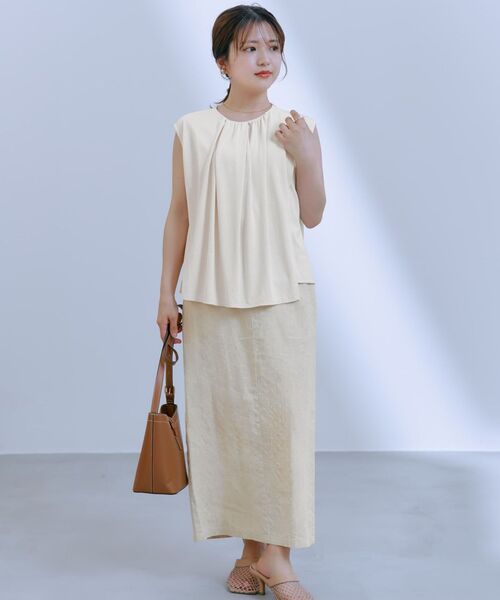 COHINA（コヒナ）の「【Function】アシメドレープノースリカットトップス 【低身長・小柄女性】（Tシャツ/カットソー・レディース・ホワイト/レッド/グリーン・ONE SIZE）」の18枚目の写真