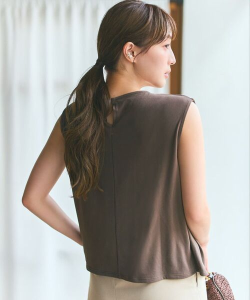 COHINA（コヒナ）の「【Function】アシメドレープノースリカットトップス 【低身長・小柄女性】（Tシャツ/カットソー・レディース・ホワイト/レッド/グリーン・ONE SIZE）」の16枚目の写真