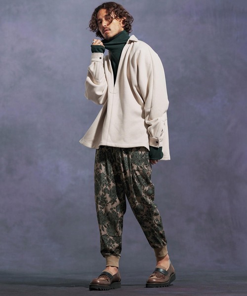 Jih Nunc（ジーヌンク）の「mp13900-フラワー総柄タックリブパンツ（その他パンツ・メンズ・ベージュ/ブラック・L/M/S）」の9枚目の写真