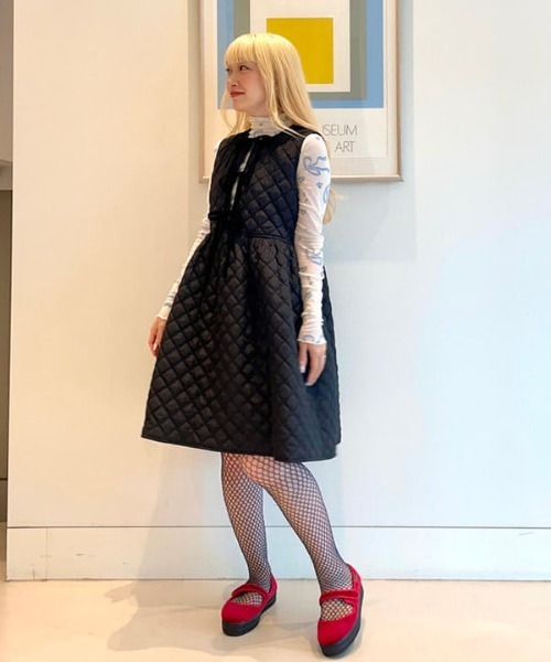 CAROLINA GLASER（カロリナ グレイサー）の「リボン付きキルティング ノースリーブワンピース（ワンピース・レディース・グリーン系その他5/ブラック・ONE SIZE）」の18枚目の写真