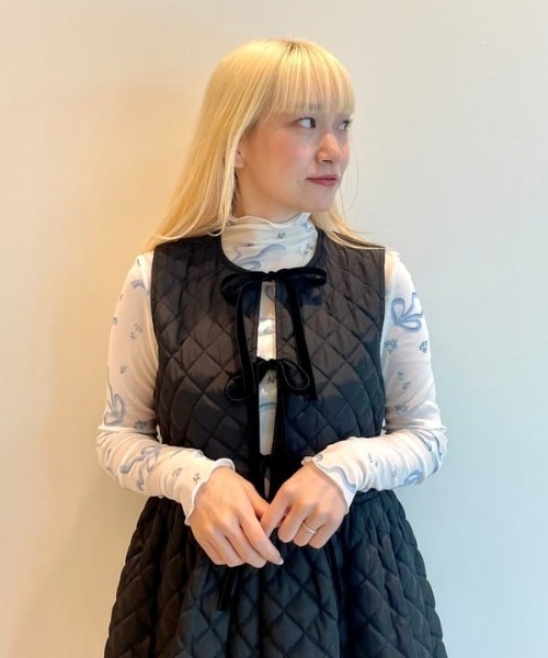 CAROLINA GLASER（カロリナ グレイサー）の「リボン付きキルティング ノースリーブワンピース（ワンピース・レディース・グリーン系その他5/ブラック・ONE SIZE）」の16枚目の写真