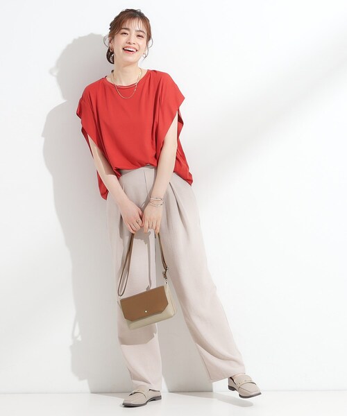 SHOO・LA・RUE（シューラルー）の「【軽量】ふわっと軽いフラップショルダーバッグ（ショルダーバッグ・レディース・シルバー系その他/ベージュ系4/ブラック/ブラック系4・00）」の12枚目の写真