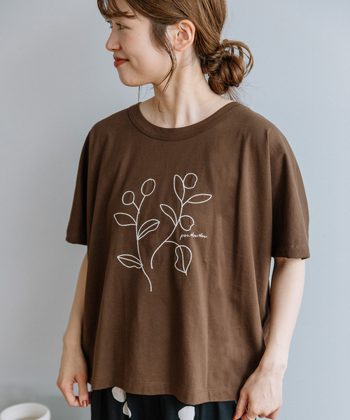 POU DOU DOU(プードゥドゥ)の「木の実刺繍Tee(Tシャツ/カットソー・レディース・ミント/ブラウン/オフホワイト/ブラック・M)」の3枚目の写真