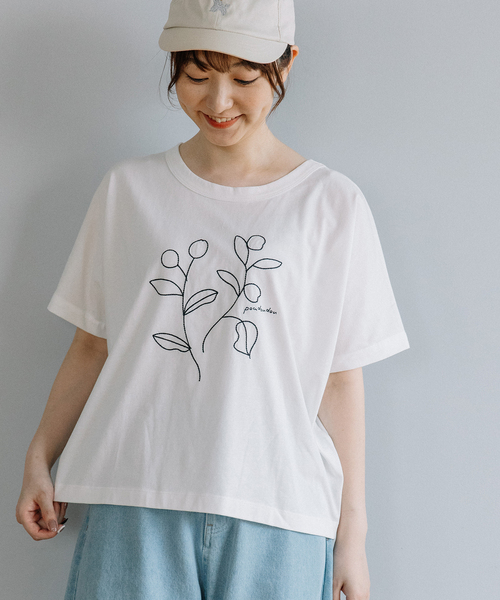 POU DOU DOU(プードゥドゥ)の「木の実刺繍Tee(Tシャツ/カットソー・レディース・ミント/ブラウン/オフホワイト/ブラック・M)」の1枚目の写真