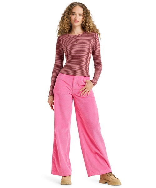 ROXY(ロキシー)の「SPELLBOUND STRIPES /ロキシークロップド丈パイルボーダー柄長袖トップス(Tシャツ/カットソー・レディース・ホワイト/レッド・SMALL/MEDIUM)」の4枚目の写真