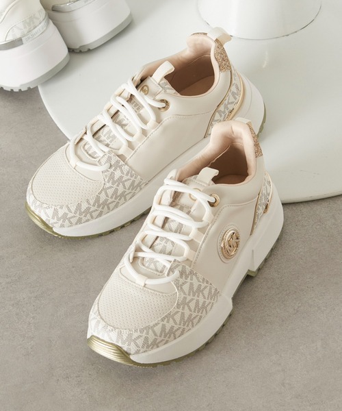 MICHAEL KORS(マイケルコース)の「【MICHAEL KORS】Cosmo Logo MK01348270(スニーカー・レディース・ホワイト/ベージュ・23cm/22.5cm/23.5cm)」の2枚目の写真