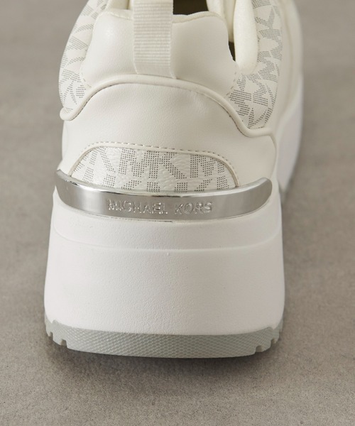MICHAEL KORS(マイケルコース)の「【MICHAEL KORS】Cosmo Logo MK01348270(スニーカー・レディース・ホワイト/ベージュ・23cm/22.5cm/23.5cm)」の7枚目の写真