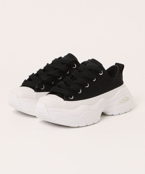CONVERSE(コンバース)の「【CONVERSE】コンバース ALL STAR SURGETRAINER OX(オールスター サージトレーナー OX)(スニーカー・レディース・ホワイト×ホワイト/ブラック×ホワイト・5.5/5/4.5)」の2枚目の写真