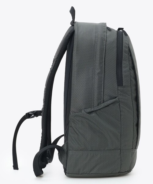 Columbia(コロンビア)の「グレートスモーキーガーデンEX27Lバックパック(バックパック/リュック・レディース・グレー/ブラック・ONE SIZE)」の16枚目の写真
