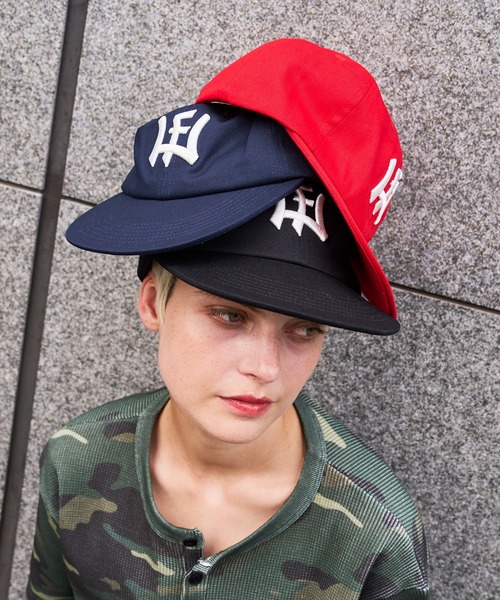 WISH FOR EVER(ウィッシュフォーエバー)の「LOGO MOTIF STITCH DESIGN STRAIGHT CAP/ロゴモチーフステッチデザインストレートキャップ(その他小物・メンズ・ブラック/レッド/ネイビー・FREE)」の6枚目の写真