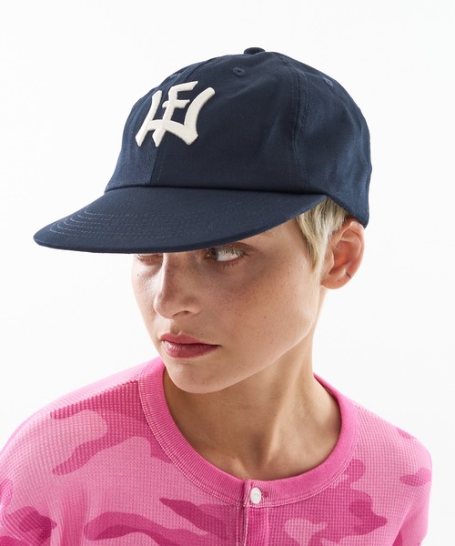 WISH FOR EVER(ウィッシュフォーエバー)の「LOGO MOTIF STITCH DESIGN STRAIGHT CAP/ロゴモチーフステッチデザインストレートキャップ(その他小物・メンズ・ブラック/レッド/ネイビー・FREE)」の9枚目の写真