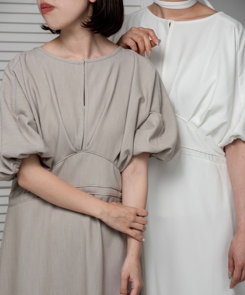 lawgy（ラウジー）の「waist line hole mermaid op / ウエストラインホールマーメードワンピ（ワンピース・レディース・ホワイト/ベージュ・FREE）」の12枚目の写真