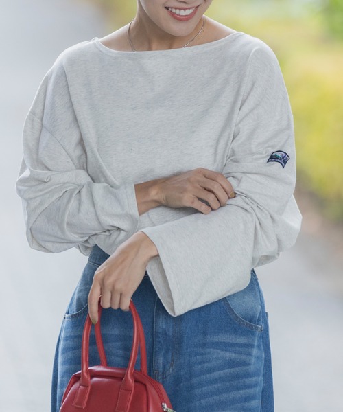 THE CRAFT CREW PRODUCTS(ザクラフトクループロダクツ)の「ボートネックバスクロングスリーブTシャツ【THE CRAFT CREW PRODUCTS】(Tシャツ/カットソー・レディース・ナチュラル/ベージュ系/レッド/オフホワイト/ネイビー/ホワイト系/ブラック・L/M)」の4枚目の写真
