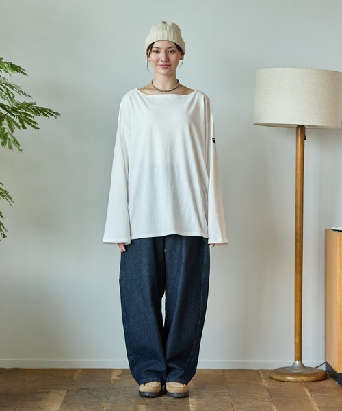 THE CRAFT CREW PRODUCTS(ザクラフトクループロダクツ)の「ボートネックバスクロングスリーブTシャツ【THE CRAFT CREW PRODUCTS】(Tシャツ/カットソー・レディース・ナチュラル/ベージュ系/レッド/オフホワイト/ネイビー/ホワイト系/ブラック・L/M)」の14枚目の写真