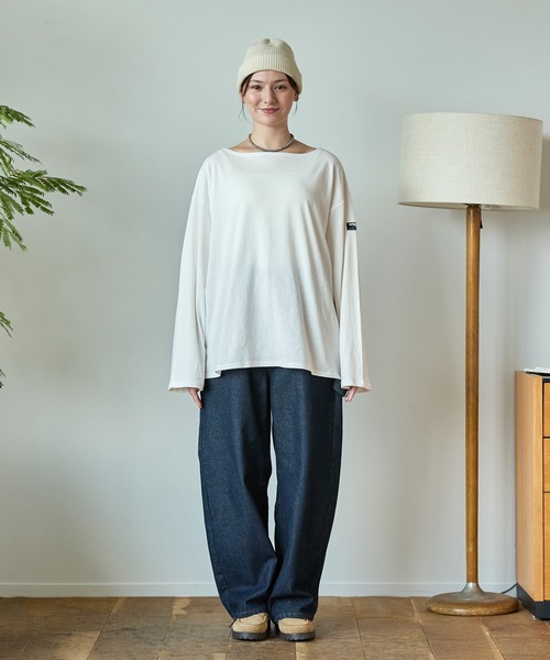 THE CRAFT CREW PRODUCTS(ザクラフトクループロダクツ)の「ボートネックバスクロングスリーブTシャツ【THE CRAFT CREW PRODUCTS】(Tシャツ/カットソー・レディース・ナチュラル/ベージュ系/レッド/オフホワイト/ネイビー/ホワイト系/ブラック・L/M)」の11枚目の写真