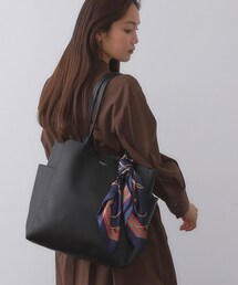 OPAQUE.CLIP（オペークドットクリップ）の「【A4サイズ対応】スカーフ付き裏スエード調合皮トートバッグ（トートバッグ）」