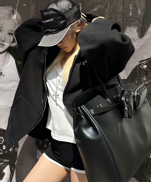 Lace Ladies(レースレディース)の「オーバーサイズ フード付き ジップアップ スウェット トップス(パーカー・レディース・グレー/ブラック/アイボリー・FREE)」の2枚目の写真
