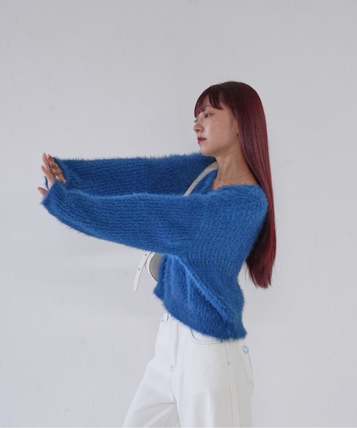Uenui(ウニュイ)の「【 cunii 】 fluffy feather knit pullover(ニット/セーター・レディース・ホワイト/ピンク/ブルー/ブラック/ライトブルー・FREE)」の15枚目の写真