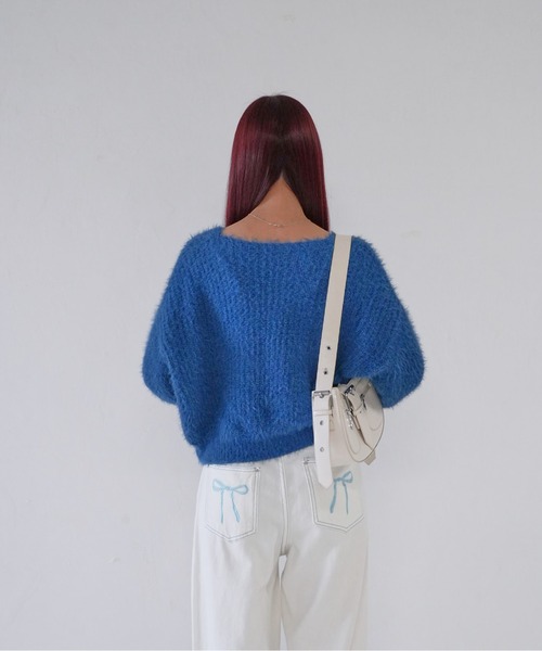Uenui(ウニュイ)の「【 cunii 】 fluffy feather knit pullover(ニット/セーター・レディース・ホワイト/ピンク/ブルー/ブラック/ライトブルー・FREE)」の7枚目の写真