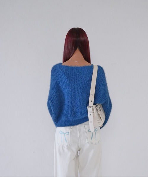 Uenui(ウニュイ)の「【 cunii 】 fluffy feather knit pullover(ニット/セーター・レディース・ホワイト/ピンク/ブルー/ブラック/ライトブルー・FREE)」の8枚目の写真
