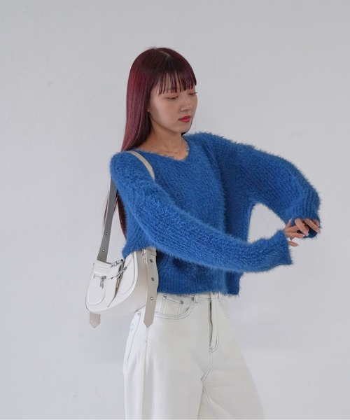 Uenui(ウニュイ)の「【 cunii 】 fluffy feather knit pullover(ニット/セーター・レディース・ホワイト/ピンク/ブルー/ブラック/ライトブルー・FREE)」の10枚目の写真